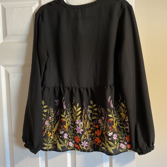 Old navy blouse - Picture 5 of 6